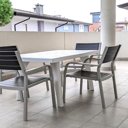 Appartamenti Torre Bianca Lignano Sabbiadoro Exterior foto
